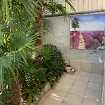 Urban Oasis Lejlighed